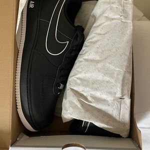Brand New Nike Air Men's Black Sneakers
